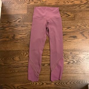 Women’s lululemon, wunder under scalloped Hem